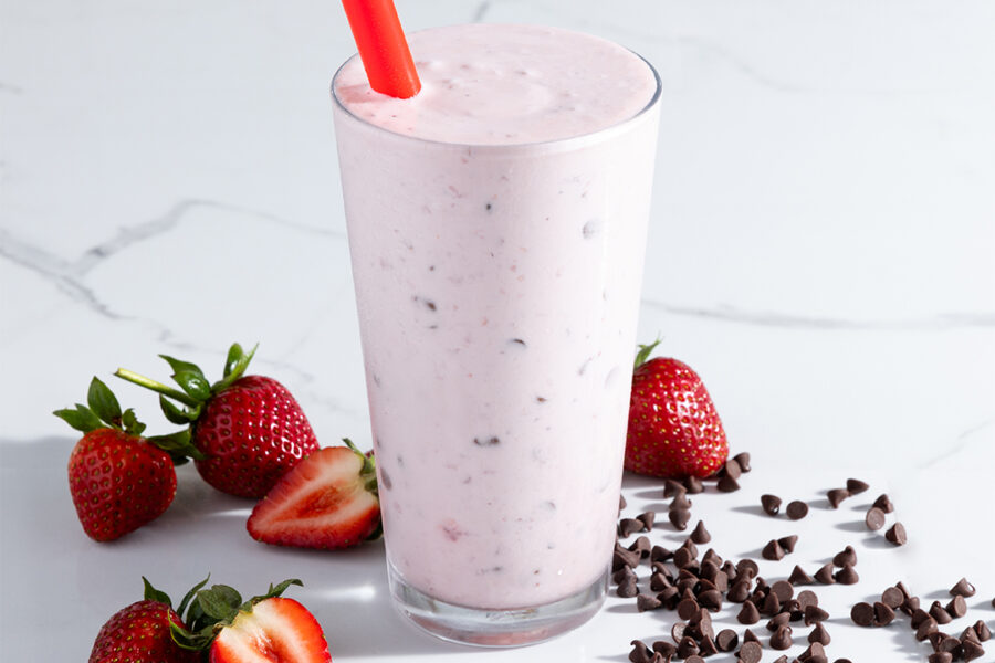 Slim Chickens Strawberry Mini Chocolate Chip Shake